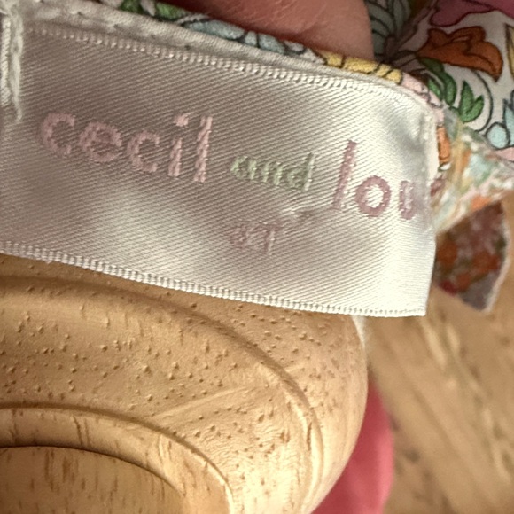 CECIL AND LOU Floral Dress - Picture 2 of 9